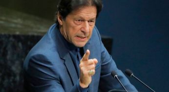 رسالت ﷺکے معاملے مسلم دنیا کو مل کر مغرب کو سمجھانا ہوگا: وزیر اعظم عمران خان